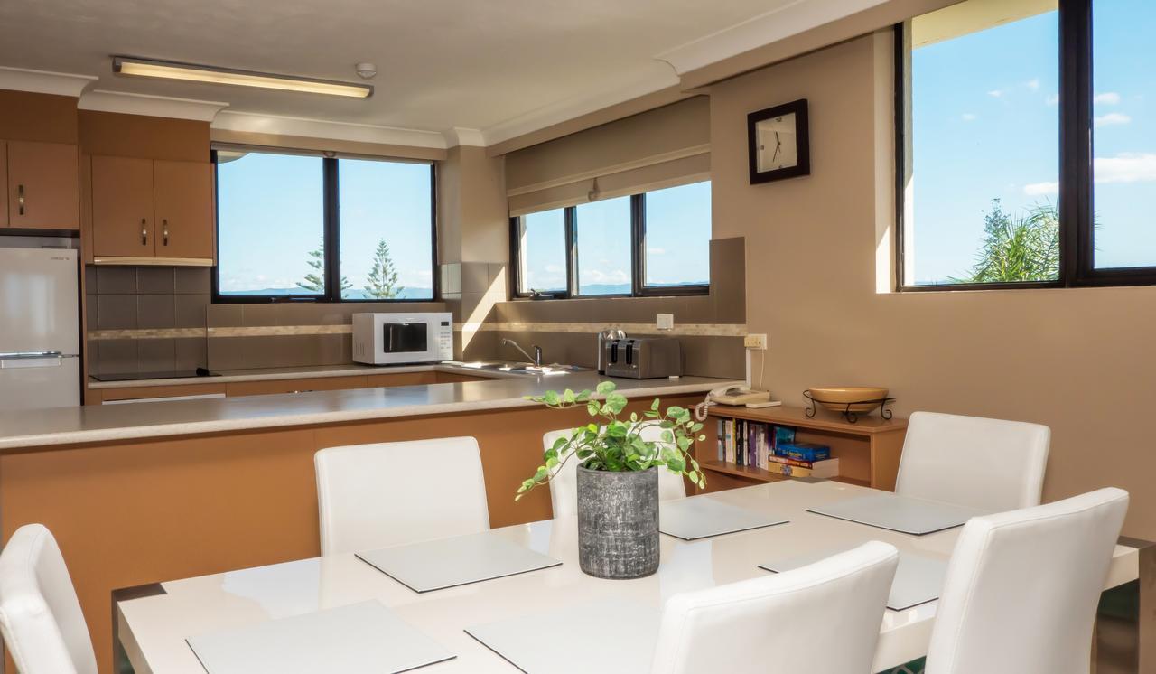 Aristocrat Apartments Gold Coast Exterior photo