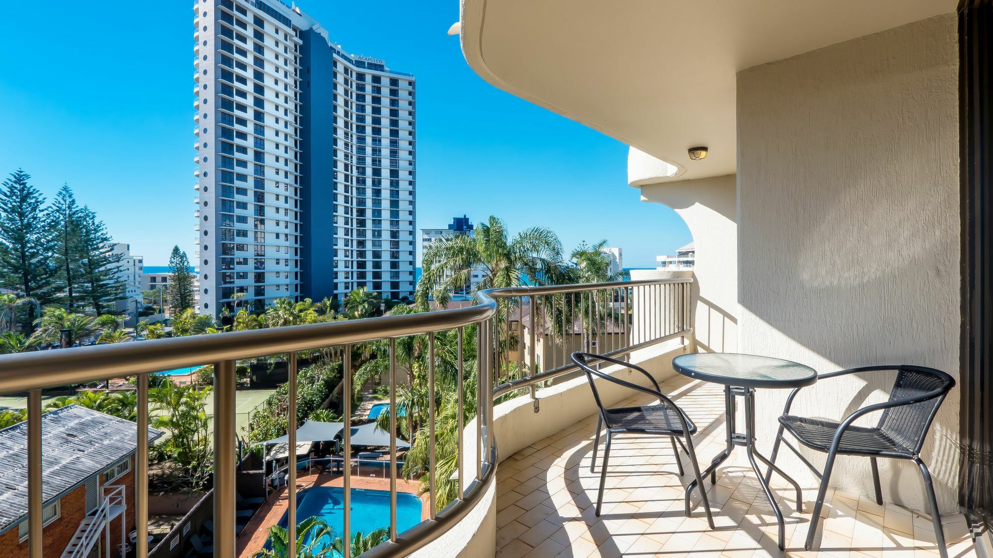 Aristocrat Apartments Gold Coast Exterior photo